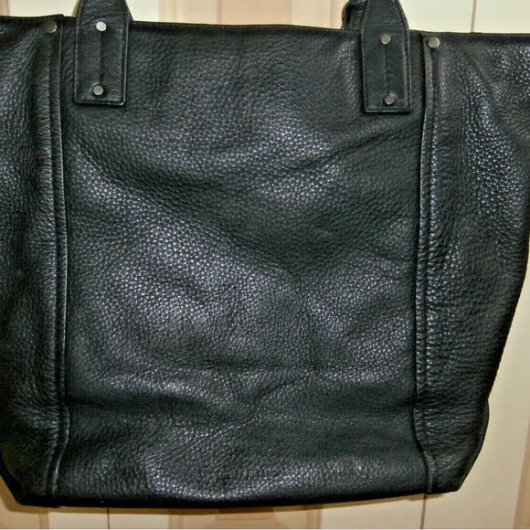 LUCKY BRAND Group Hayes Tote! BUTTERY SOFT PEBBLED LEATHER LARGE TRAVEL~BLACK - Picture 2 of 11